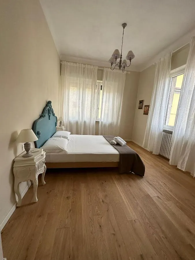 I Santi Apartments Lucca Italy